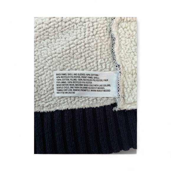 Cat and Jack zip front plaid winter coat size 4T - Picture 4 of 4